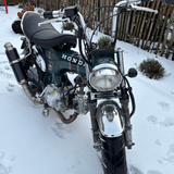 Emblème de fourche Honda chromé et noir avec support de montage Dax 