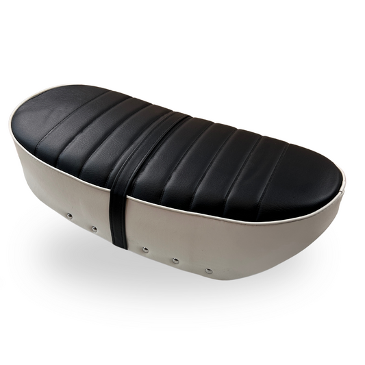 Dax saddle black with white suitable for 2.5 and 3.5 liter models 