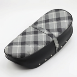 Selle Dax – noire avec motif à carreaux gris - adaptée pour cadres de 2,5 et 3,5 litres 