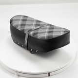 Selle Dax – noire avec motif à carreaux gris - adaptée pour cadres de 2,5 et 3,5 litres 
